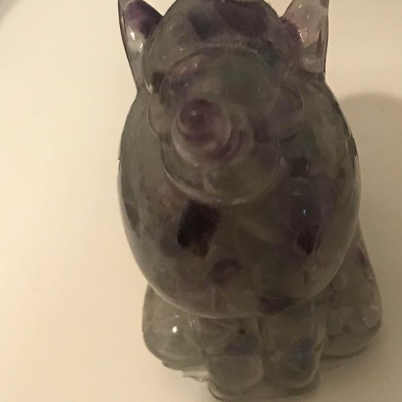Resin crystal chip unicorn - Picture 1 of 5